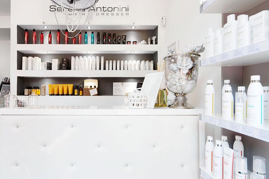 Serena Antonini Hairdresser, Appio Latino, Roma