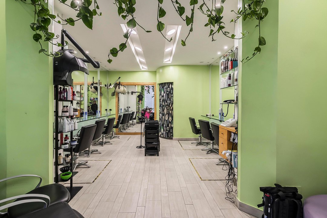 Lo Staff Parrucchieri, Chiaia, Napoli