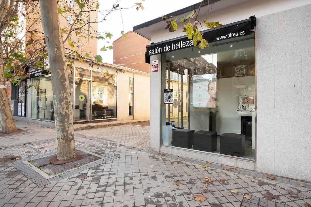 Aire'S Peluqueria Manuel Noya 12, Moscardó, Madrid