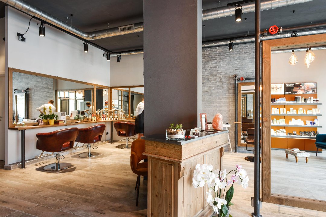 Knot Salon Aveda, Viterbo