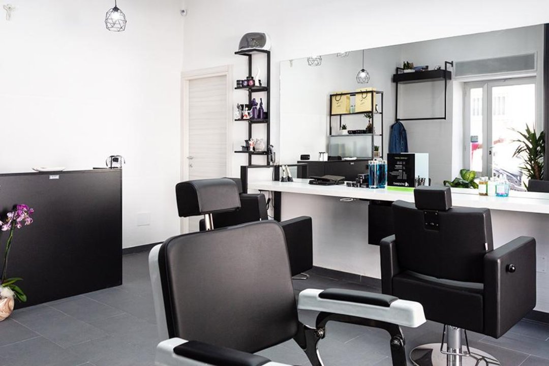Bespoke Men's Concept Store, Aversa, Campania