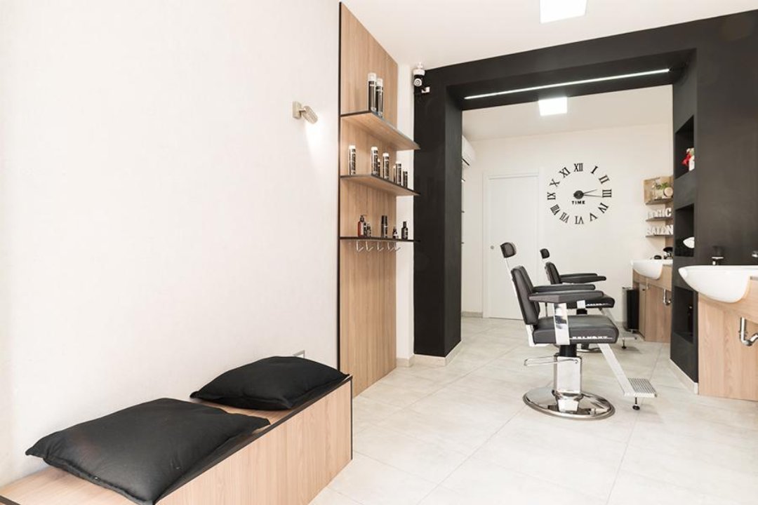 Logic Salon, Castellamara Di Stabia, Campania