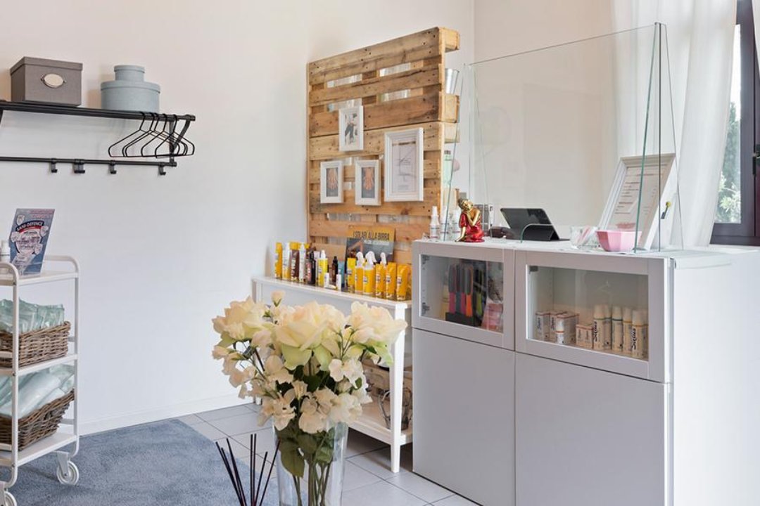 Deborah Nailstudio, Riccione, Emilia-Romagna