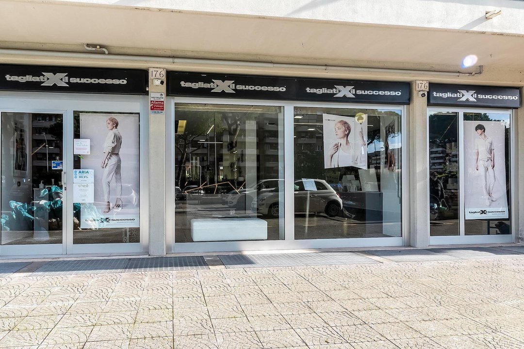 TagliatiXilSuccesso di Roberto Massimiliani, San Giovanni - Cinecittà, Roma