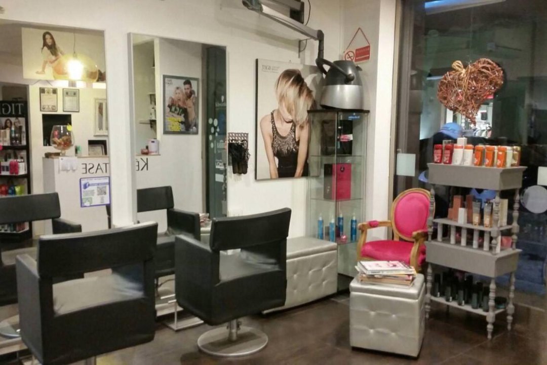 Starlight Hairdresser , Livorno