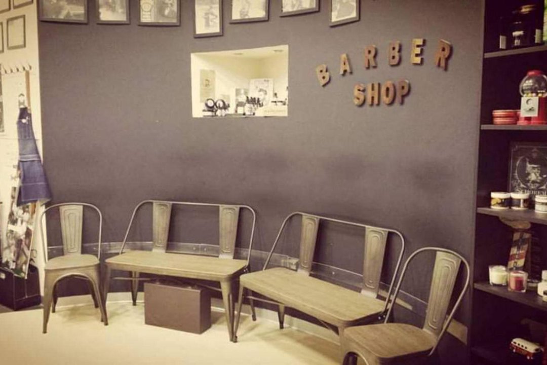 New Style Barber Shop, Campania