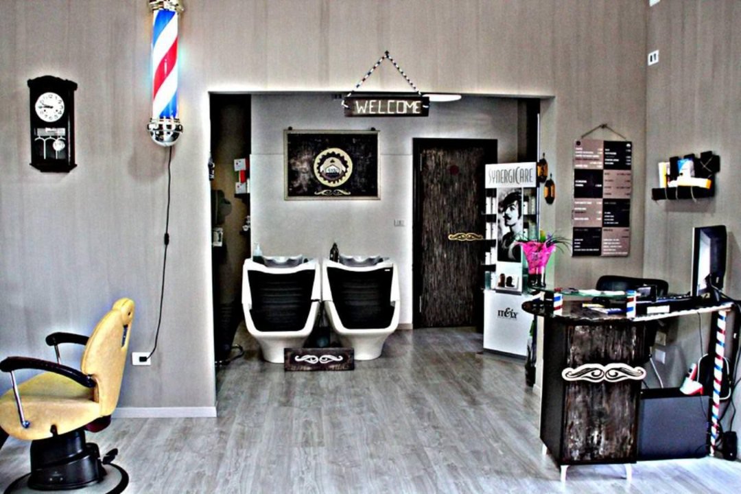 4 You Barber Shop , Sicilia