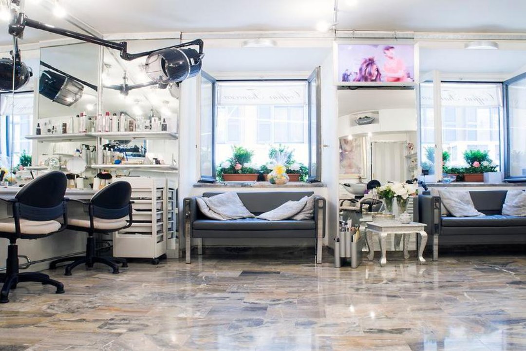 Salon De Coiffure Francesca, Duomo, Milano