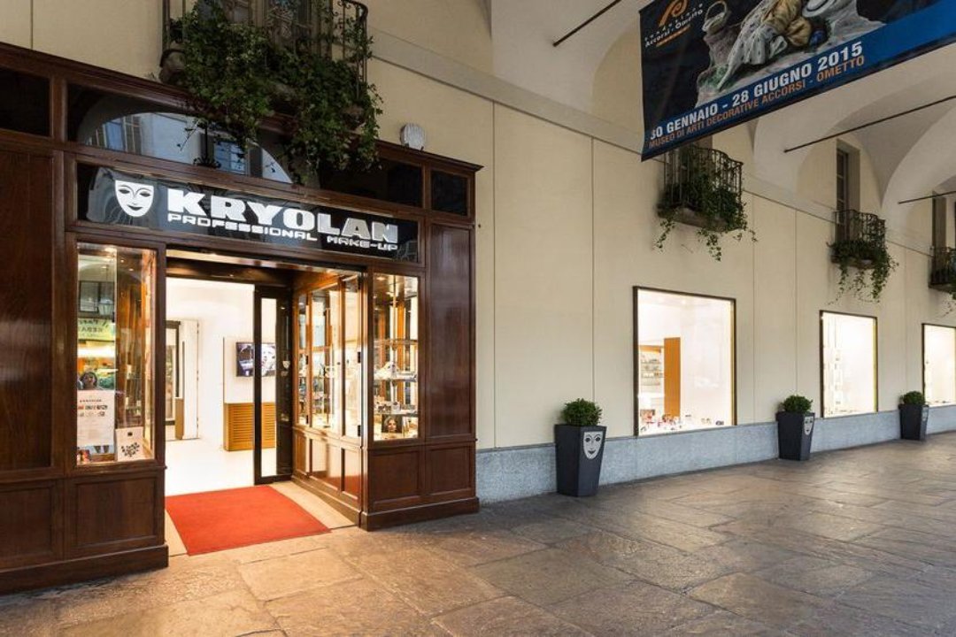 Kryolan Torino, Via Po, Torino