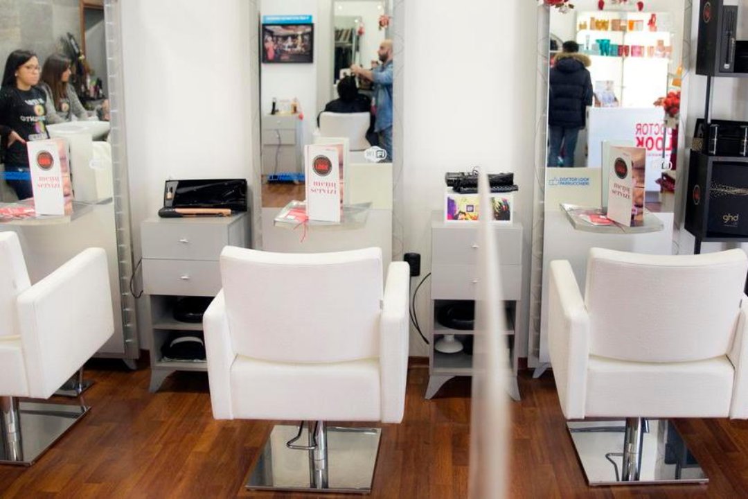 Doctor Look Parrucchieri, Aurelio, Roma