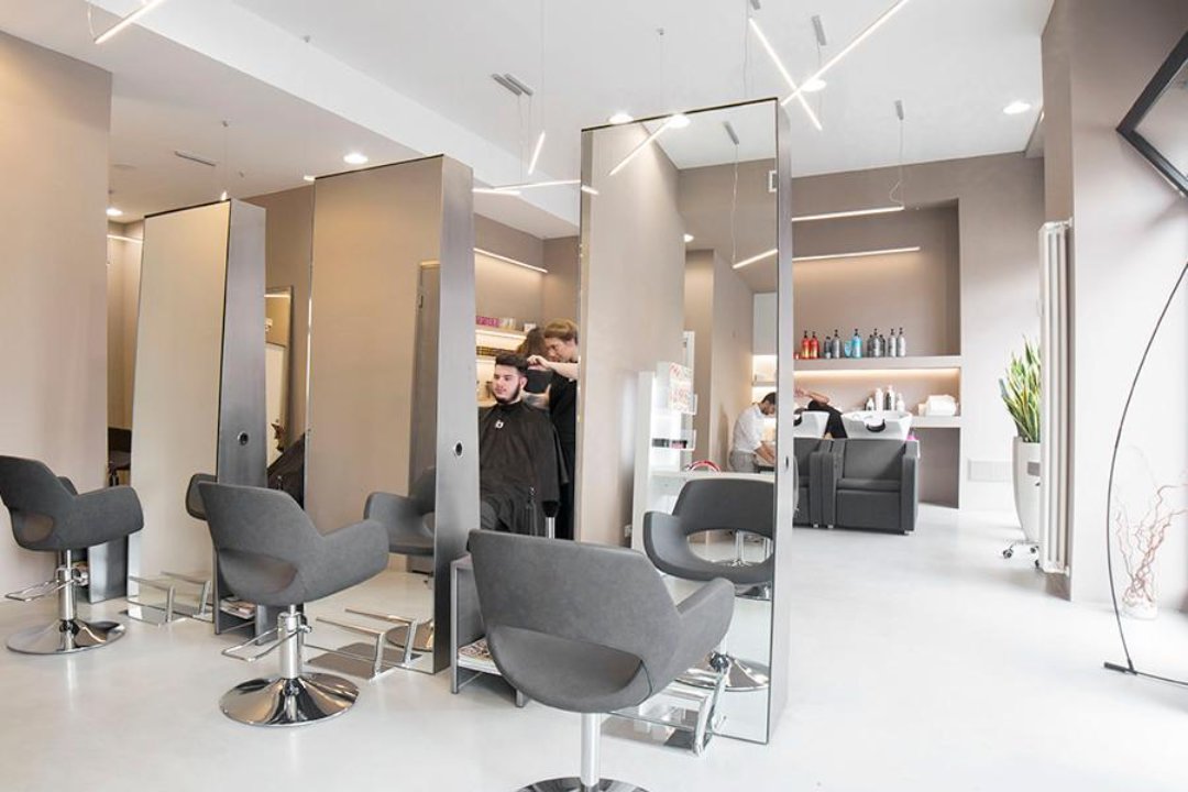 Damian Hair & Beauty, Niguarda, Milano
