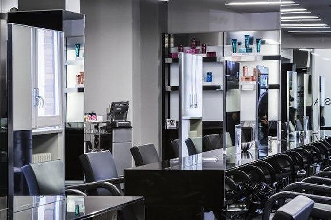 Toni&Guy Torino Guala, Corso Traiano, Torino