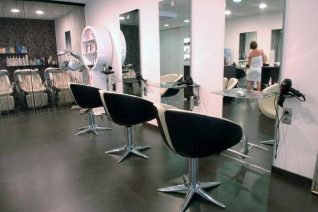 Yolanda Cuesta, La Salut, Badalona