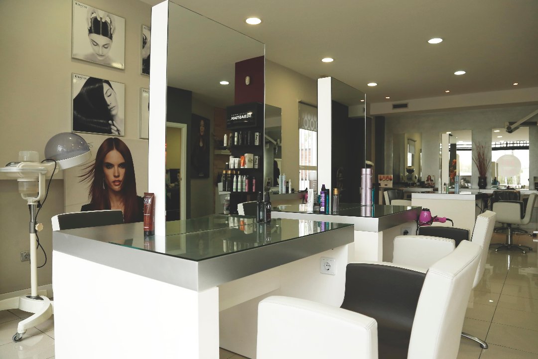 Elidio Peluqueros, Distrito Norte, Comunidad de Madrid