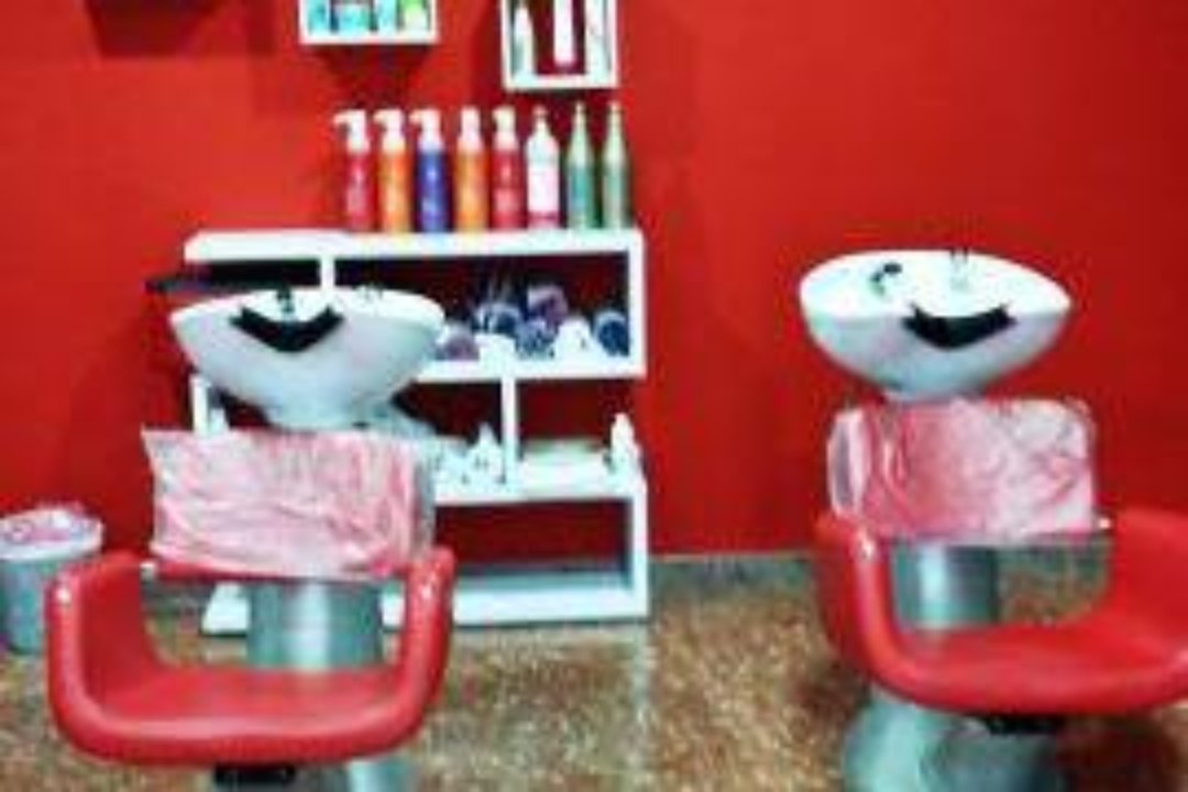 DyR Salón de Belleza, Centro, Comunidad de Madrid