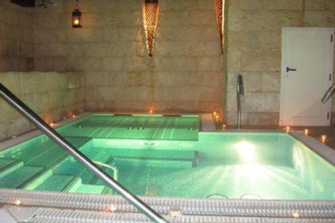 Balneario Aguaimas, Canillas, Madrid