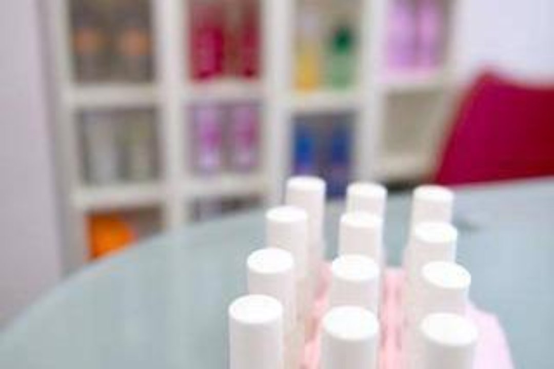 Low Cost Estilistas, El Guinardó, Barcelona