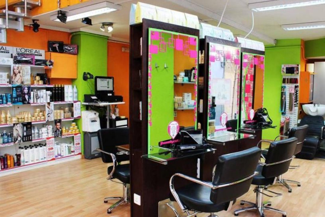 Jhon My Cut Claret, El Camp d'en Grassot i Gràcia Nova, Barcelona