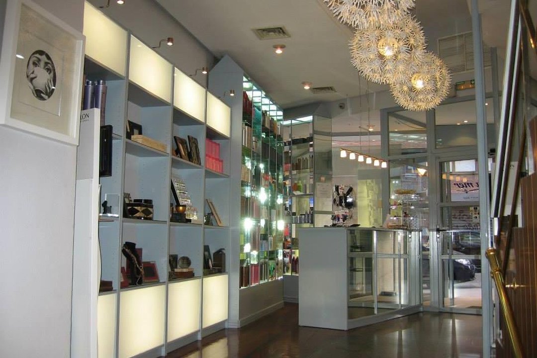 Bk Peluquería Eslava, Gaztambide, Madrid