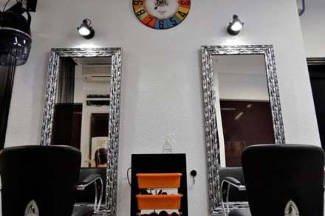 MG Estilistas, Ciudad Jardin, Madrid