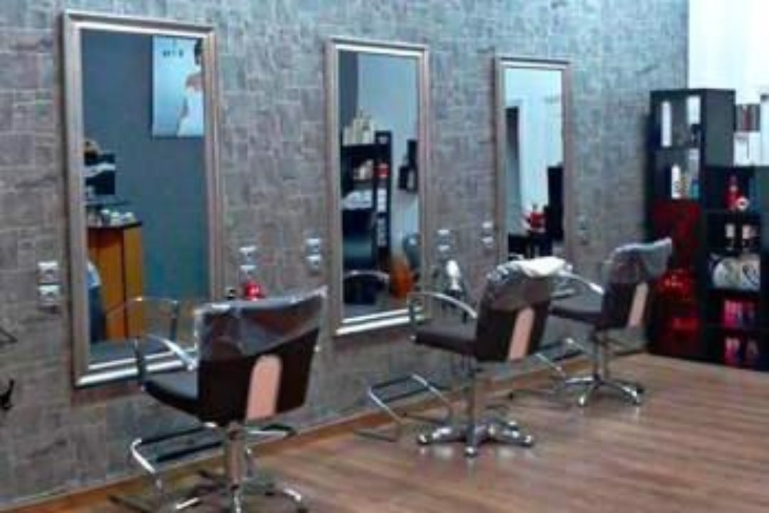 Lookura, Los Rosales, Madrid