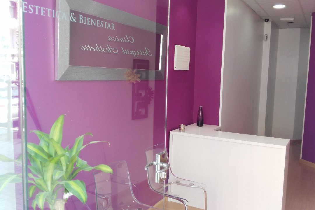 Integral Aesthetic Valencia Centro de Estética, Arrancapins, Valencia