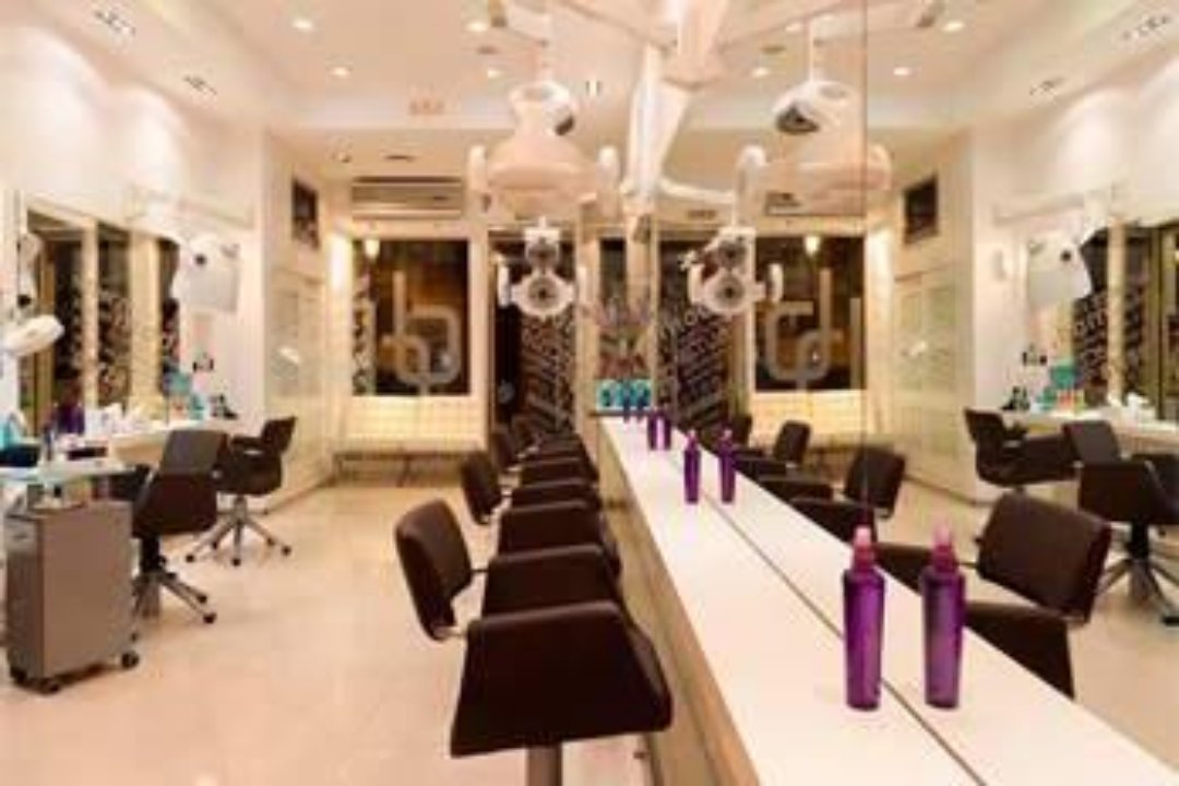 Dolores Dominguez, La Gran Via, Valencia