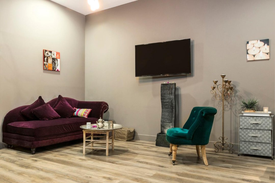 Mandala Barcelona, L'Antiga Esquerra de l'Eixample, Barcelona