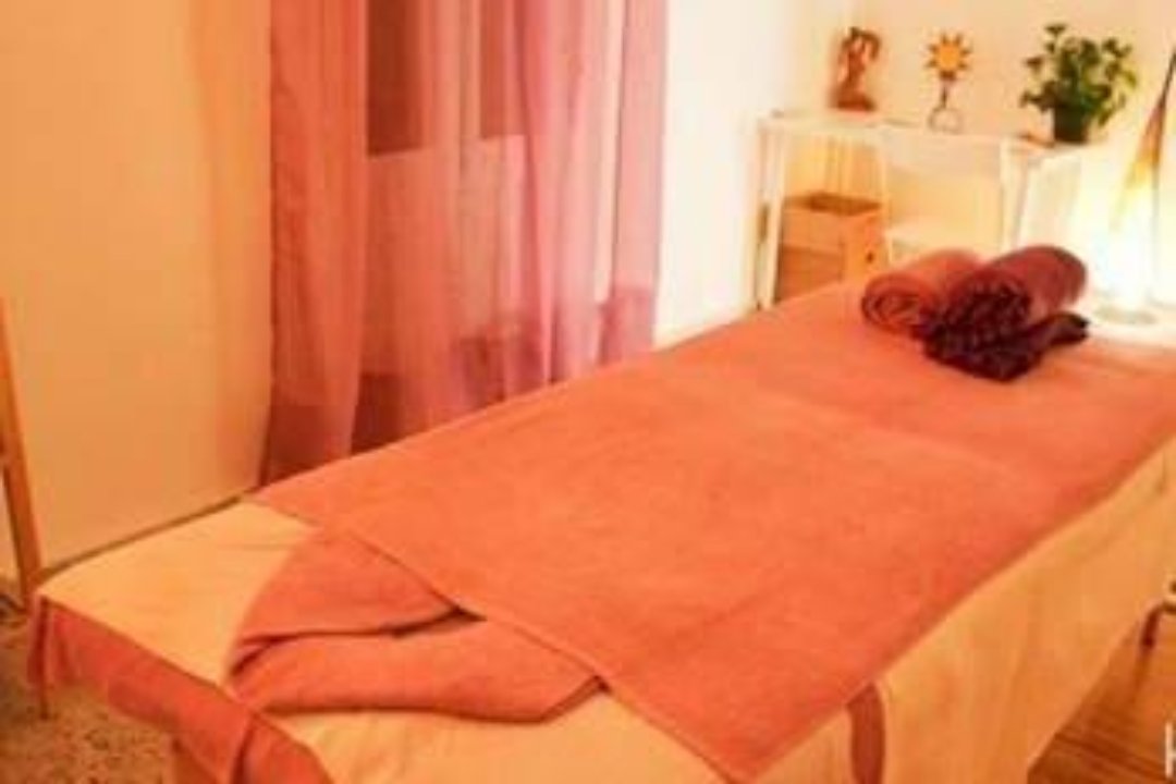 Koru Masajes, San Vicente, Sevilla