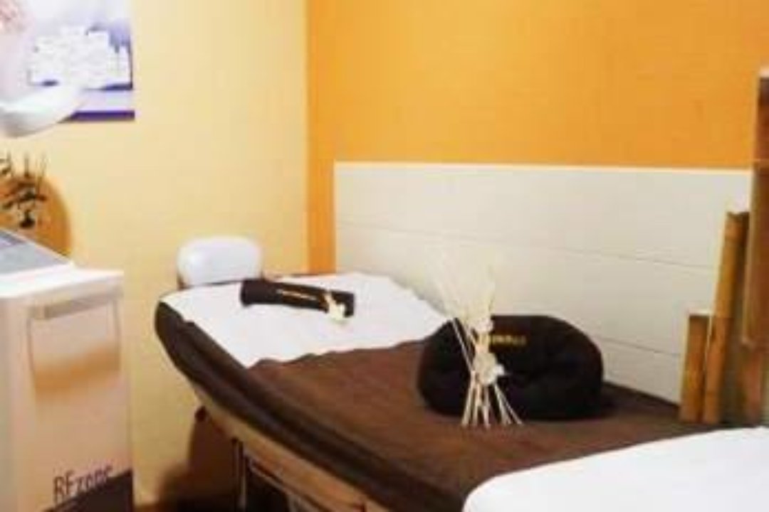 Model Silhouette by Sage2000, Aluche, Madrid