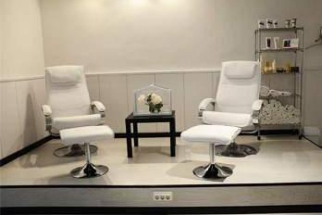 Ungles i Estética il.lusió, Provincia de Barcelona