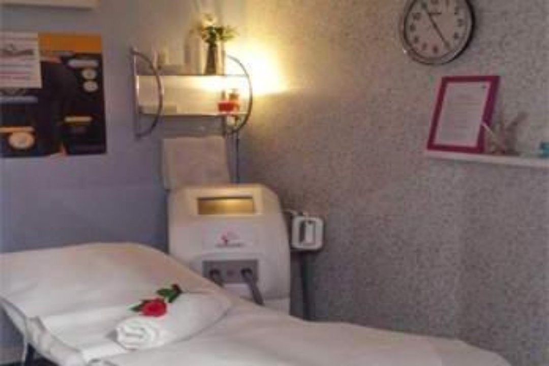 Naos, Delicias, Zaragoza