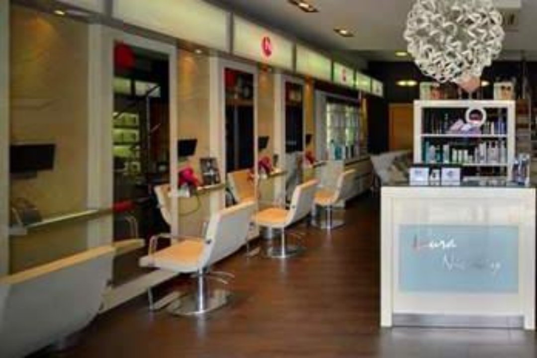 Laura Nicolay, Castilla y León