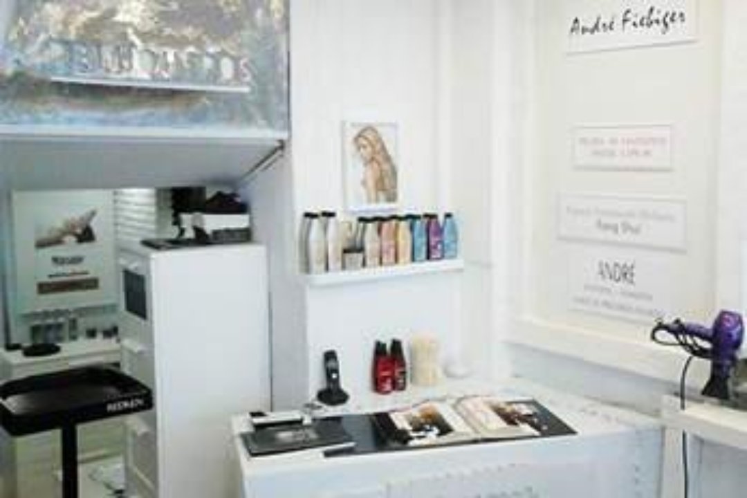 André Estilistas Visagistas, Marbella