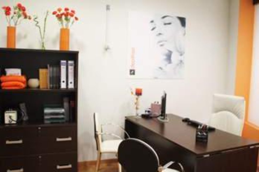 Clínica DH Almería, Almería, Provincia de Almería