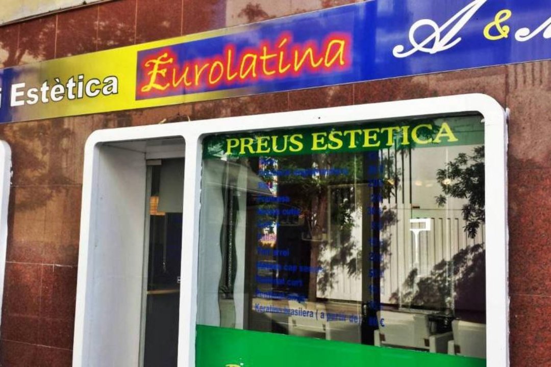 Estética AyM, El Camp de l'Arpa del Clot, Barcelona