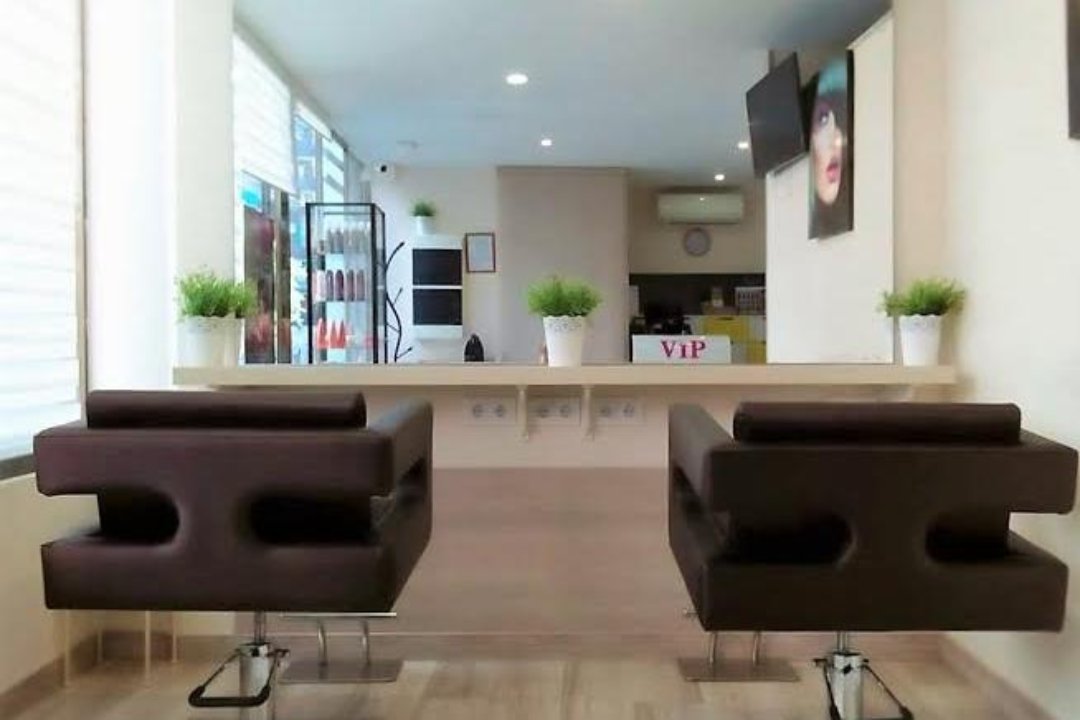VIP HAIR BEAUTY SALON, Sants-Montjuïc, Barcelona