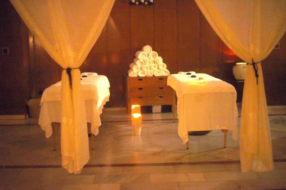 Almuqhaa Andalusí, Centro Comercial, Córdoba