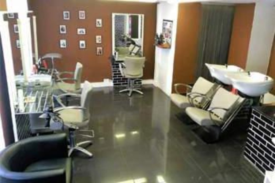 Javier Moreno Estilistas, Eixample, Valencia