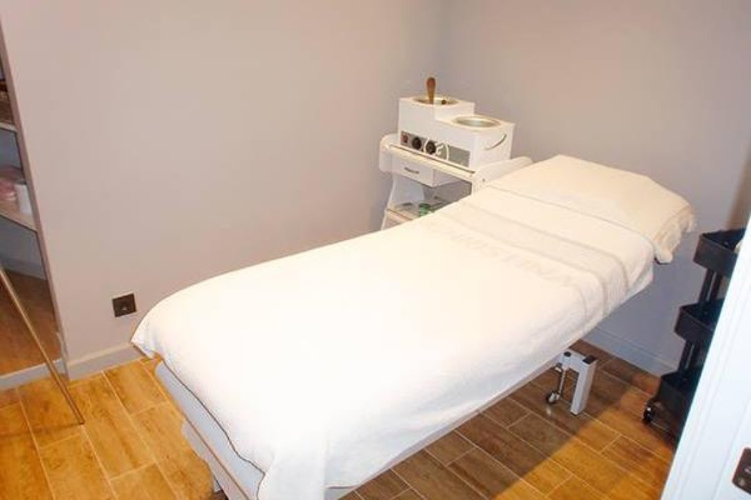 Hathor, Paral·lel, Barcelona