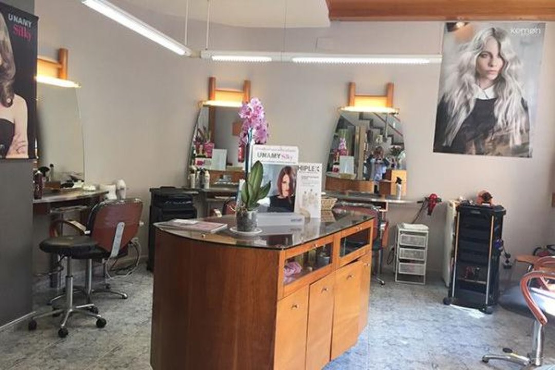 Peluquería Lola, Provincia de Barcelona