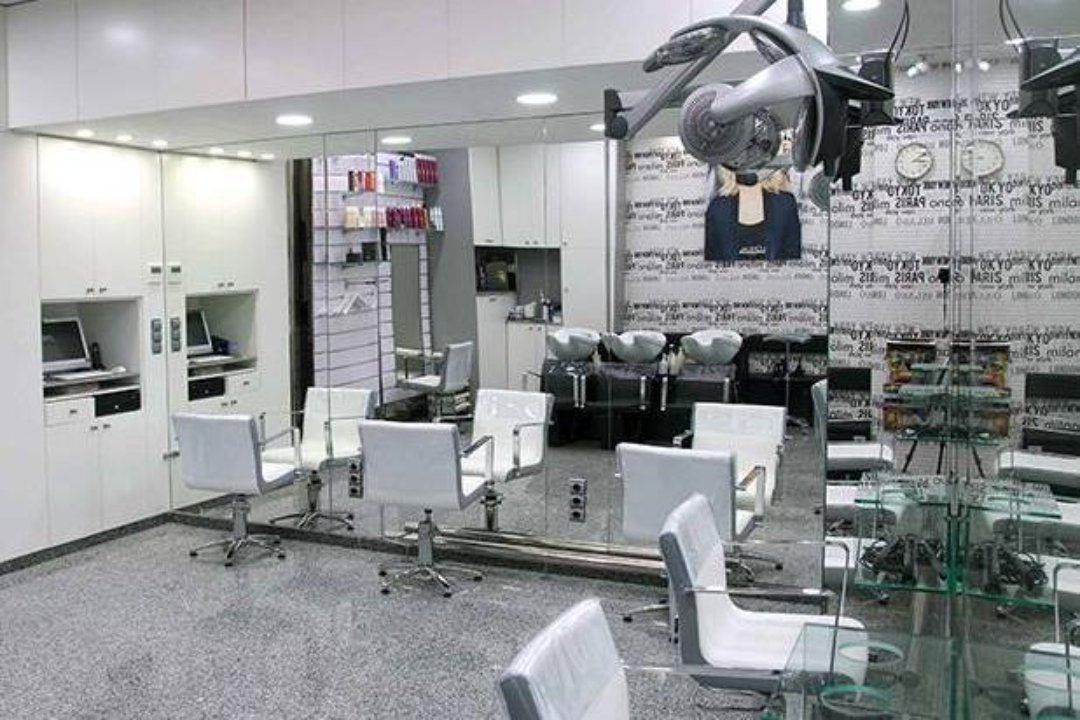 Jaime & Gianni Señora Viapol, La Buhaira, Sevilla