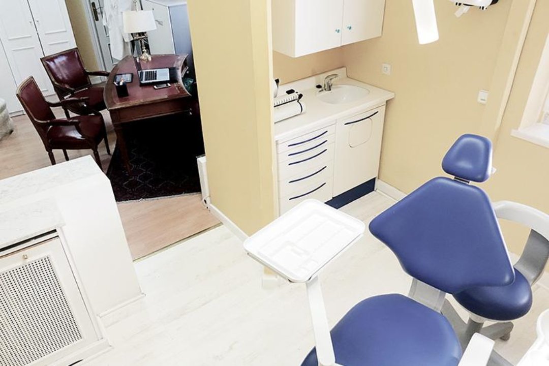 Clínica Dental Diego de León, Lista, Madrid