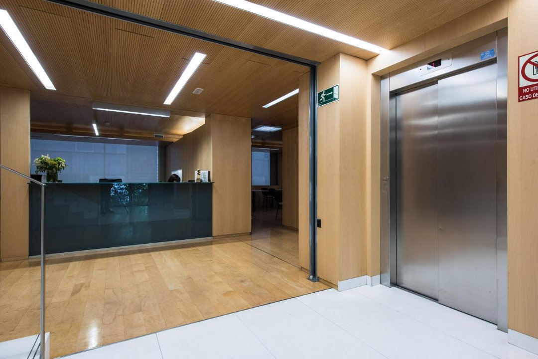 Clínica de Estudios Universitarios, Nueva España, Madrid