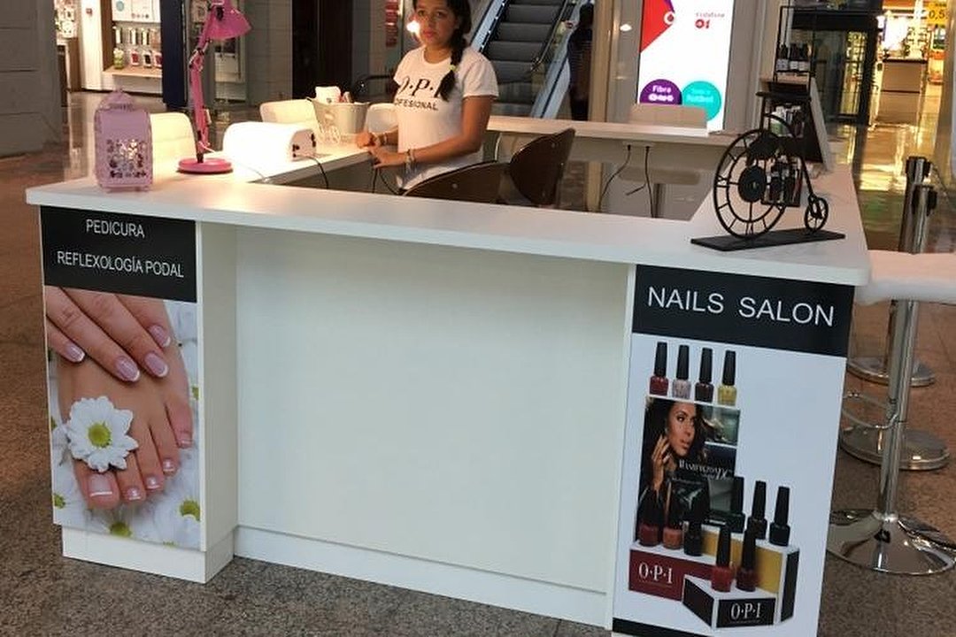 OPI Nails Salon, Peixaría, A Coruña