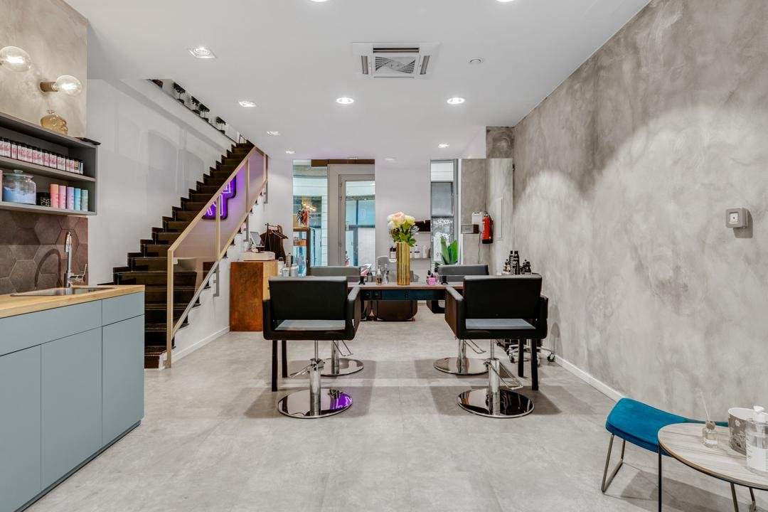 Duplex barbería salón SPA, Sants-Badal, Barcelona