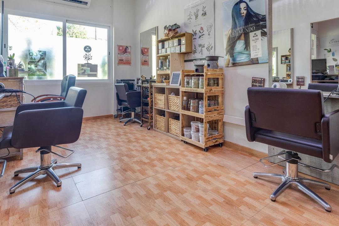 Mila Besari Peluquería y Estética Natural, Tres Cantos, Comunidad de Madrid