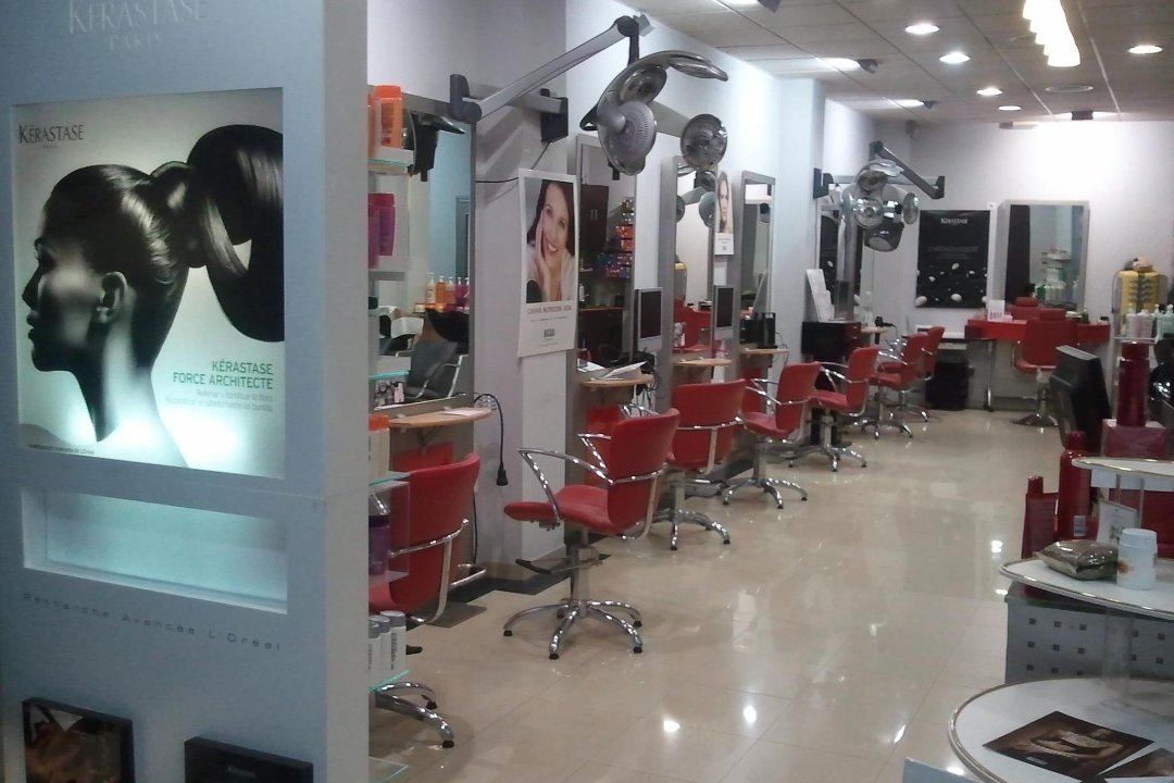 Vanguardia Lucena S.L, Lucena