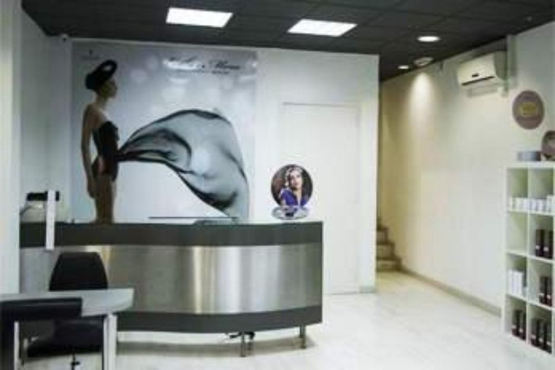 Esther Mora, Igualada, Provincia de Barcelona