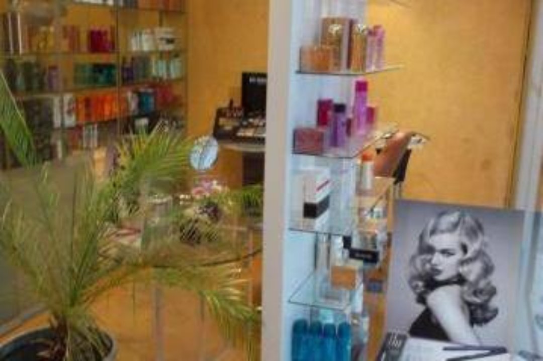 Maria Jesus Echeverria, Indautxu, Bilbao